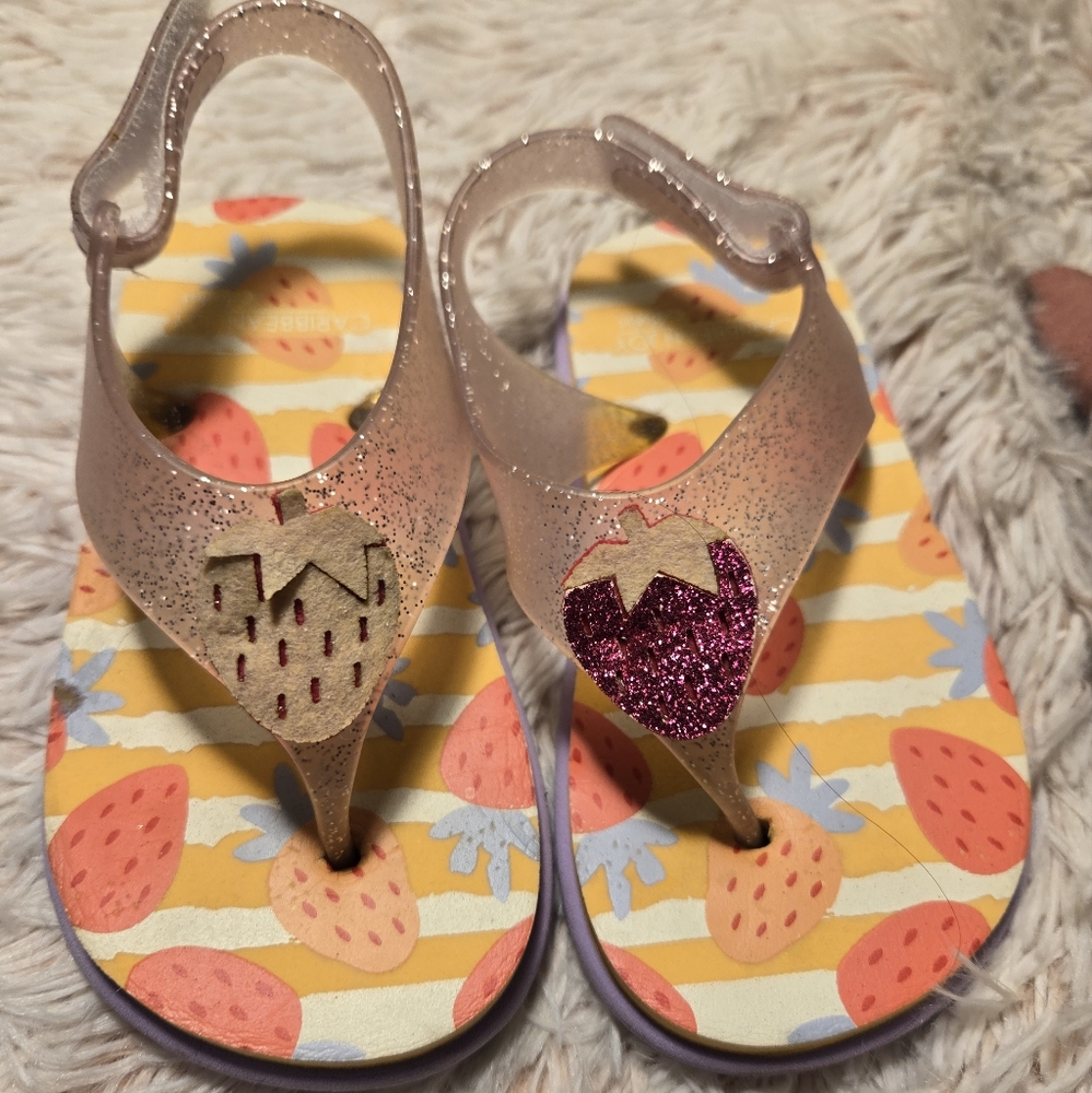 ALOHAS Caribbean Joy Strawberry Print Clear Jelly Sandals Euro 28 US 10 toddler